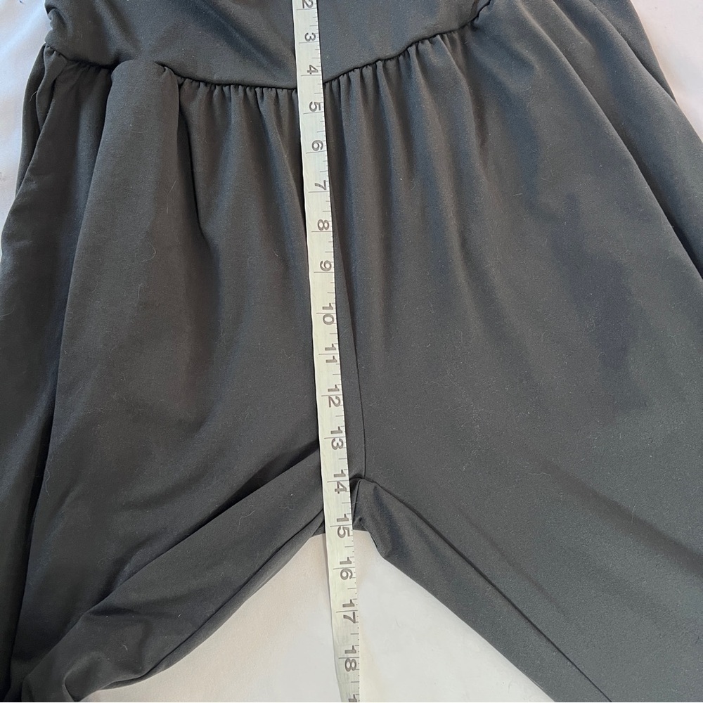 U-E-U Cropped Grey Wide Leg Pants - Size XL - Picture 6 of 8